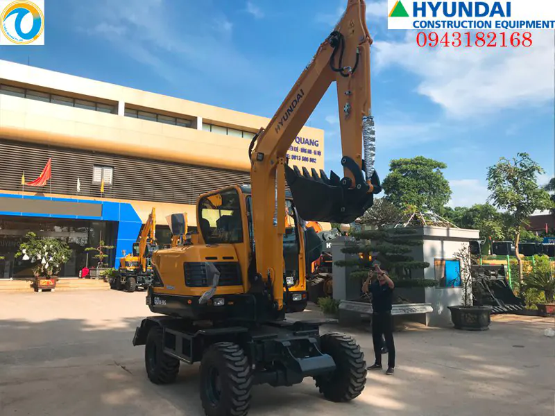 Lựa chọn máy xúc Hyundai phù hợp với công trình