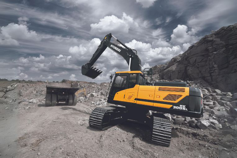 Máy Xúc Đào Bánh Xích Hyundai HX300SL Gầu 1,46 m³