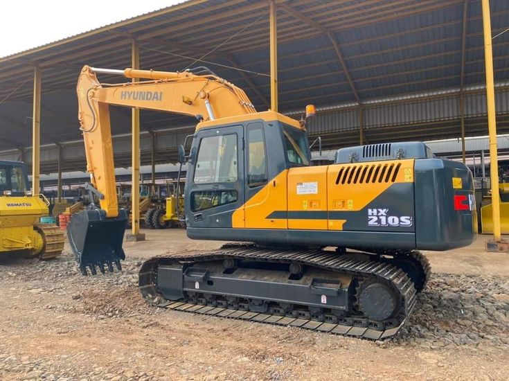 Hyundai HX210S gầu 0,92 m³