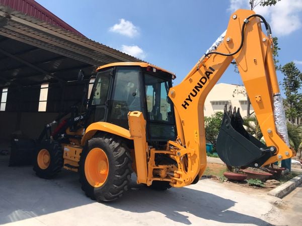 Máy xúc liên hợp H940C Neo gầu 0.8m³