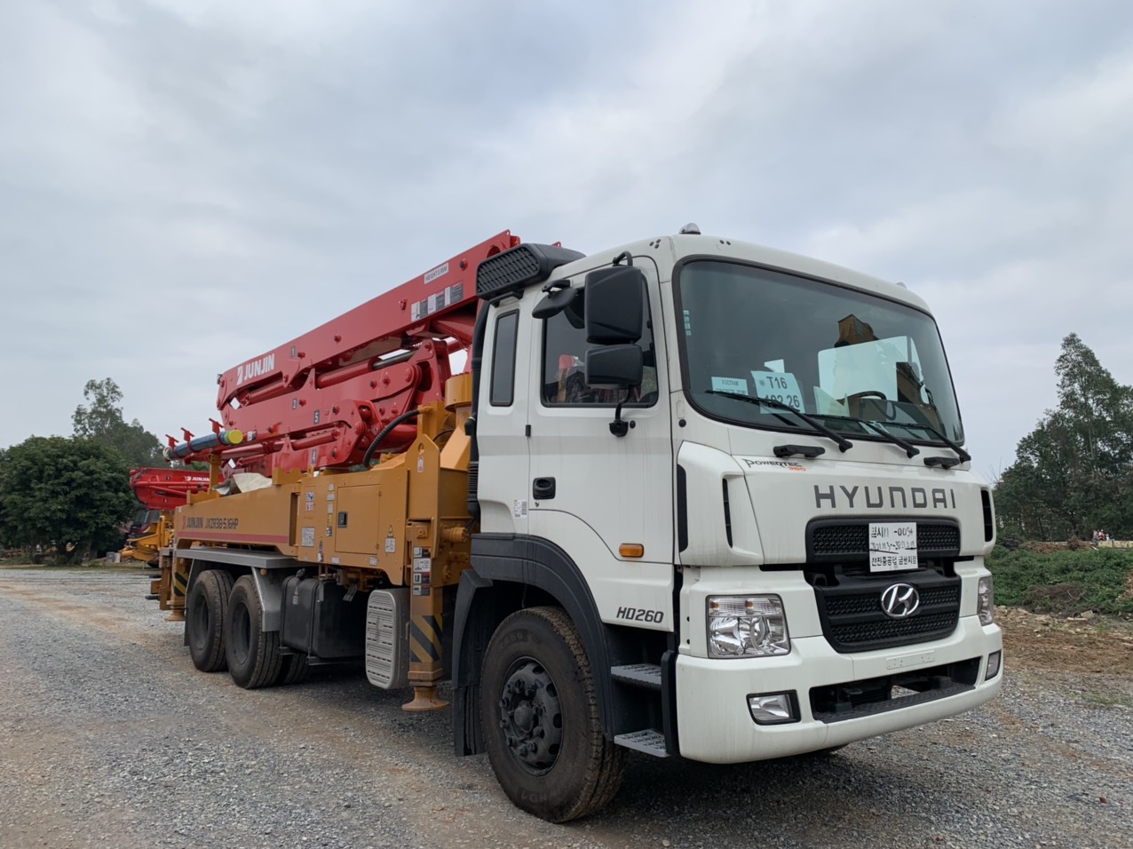 Xe Bơm Bê Tông JXR 42 Mét